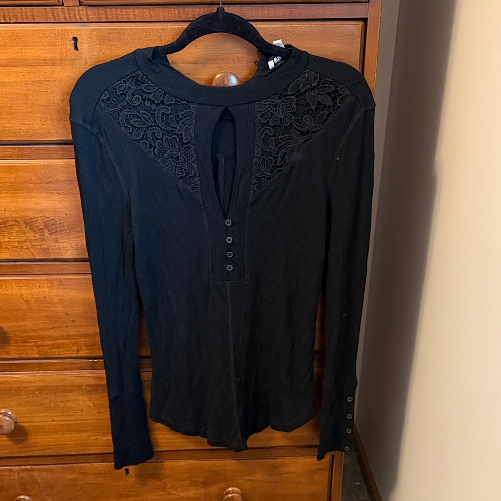 Elegant Black Lace Detail Women's Top